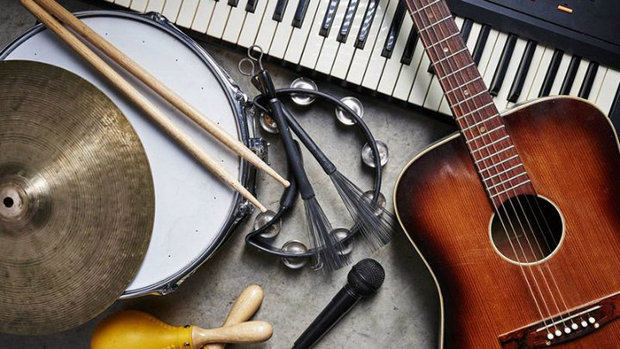 Instrumentos Musicales.