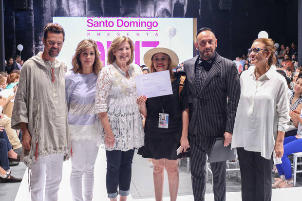 Istituto Marangoni entrega beca para talento emergente en DM