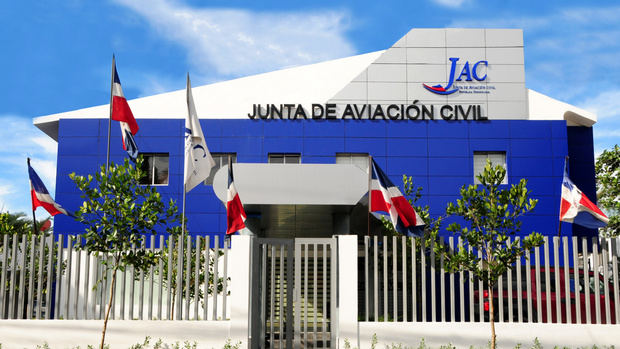 Junta de Aviación Civil amplía mercado de servicio aéreo con solicitud de nuevos vuelos.