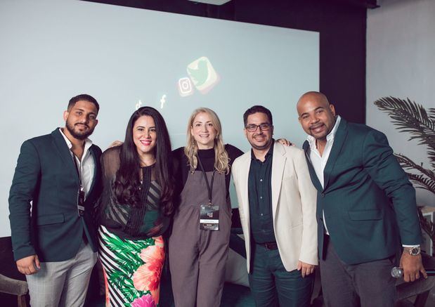 Jhoan Jiménez, Nicole Valentina, Giselle Fiallo, Ray Yzquierdo y Manuel Ventura.