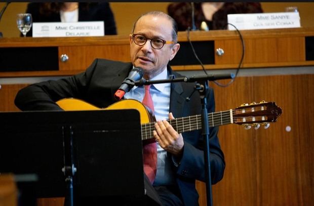 José Antonio  Rodríguez, embajador domincano ante la UNESCO.