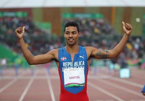 El atleta dominicano Juander Santos.