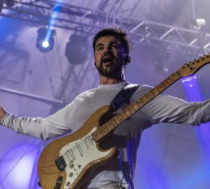 Juanes y Techy Fatule conquistaron el Anfiteatro de Puerto Plata