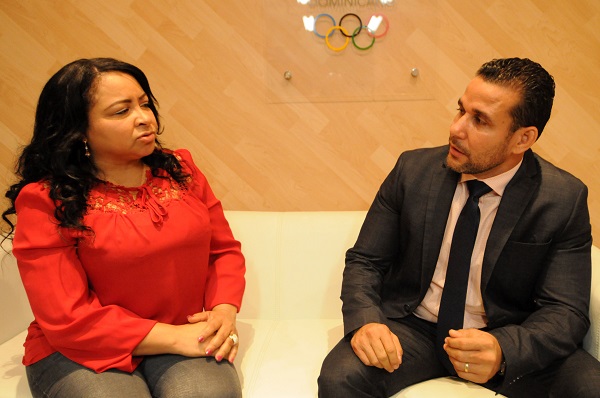 Maritza Ortiz Liriano, árbitro de pesas, y Orlando Cruz Cruz, árbitro de judo.