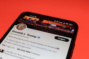 Meta restablecerá las cuentas de Trump en Facebook e Instagram