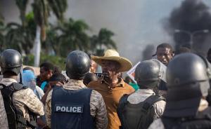La Policía haitiana disuelve una marcha contra la corrupción y detiene a varias personas