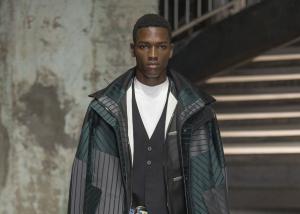 Daniel Morel arrasa en las pasarelas de Europa, primer modelo masculino dominicano en caminar para Dior