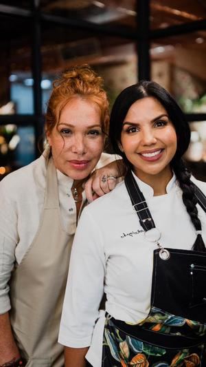 Las chefs Leo Espinosa y Chef Tita unen sus gastronom&#237;as en una cena inolvidable en la tercera entrega de Ra&#237;ces