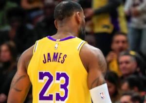 La camiseta de LeBron James no pasa de moda y sigue siendo la más vendida