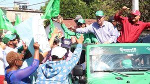 Leonel inaugura el primer local del partido Fuerza del Pueblo en Dajabón