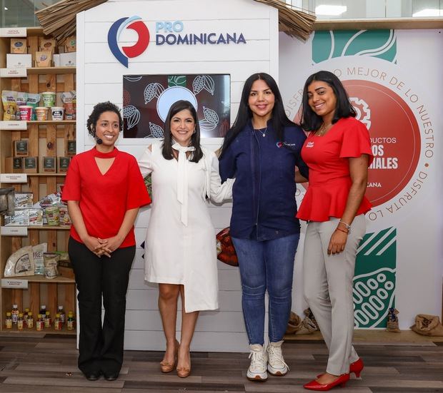 Lidia Díaz, Biviana Riveiro Disla, Inés Paéz (Chef Tita), Chaveli Osoria.
