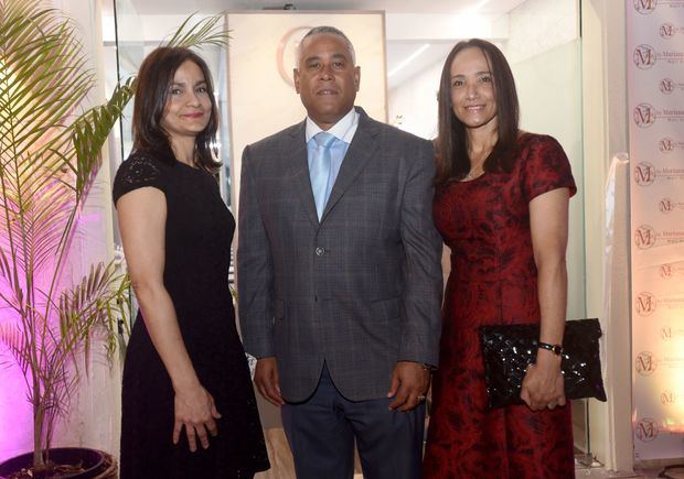 Lili Vales, Franklin Fernández y Yadira Gonzáles.