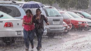 Aguaceros y tronadas esta tarde y noche, se mantienen alertas
 