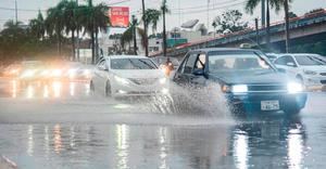 Colocan a la capital y siete provincias en alerta verde por las lluvias