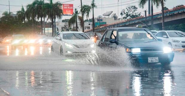 Colocan a la capital y siete provincias en alerta verde por las lluvias.