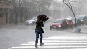 Aguaceros y tronadas por incidencia de la vaguada, se mantienen alertas meteorológicas