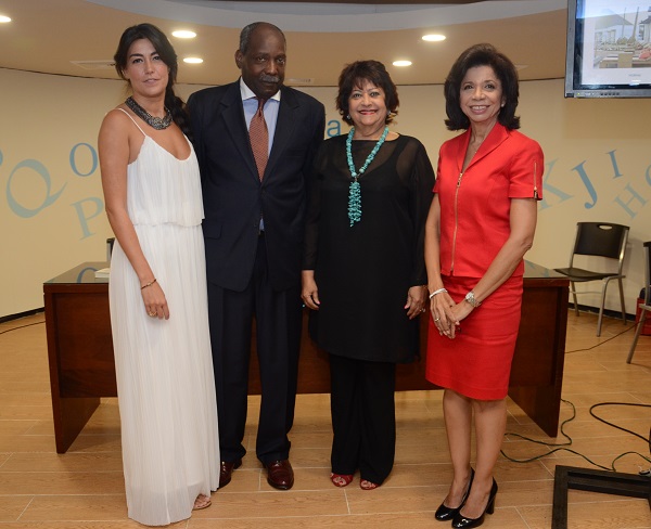 Lourdes Carmona, Carlos Francisco  Elías, Verónica Sención y Rhina Ibert