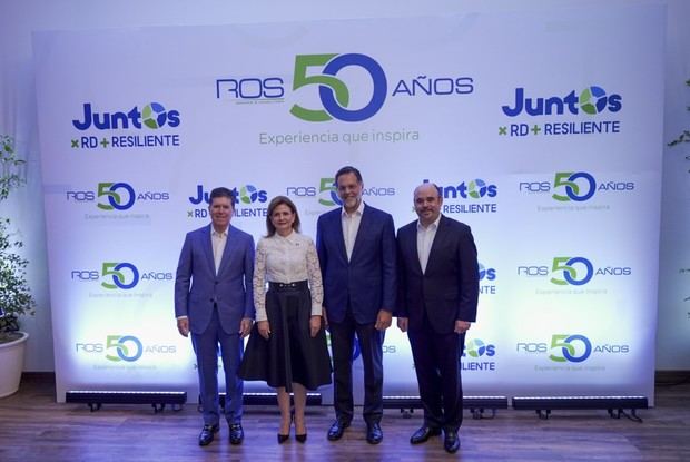 Luis Ros, Raquel Peña, Carlos Ros, Richard Ros.