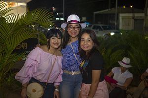 Luisa Rivas, Laura Rivas y Sindy Silvestre.