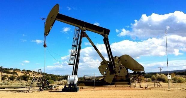 Ministerio de Energia y Minas firma contrato para facilitar exploraciones petroleras en RD