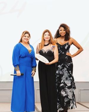 Marcelle Alvarez, Luisa Feliz y Ruth Ocumarez.