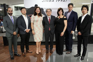 Mario Garcia, Yuichi Tomizu, Sonia Villanueva, Hiroyuki Makiuchi, Sarah Villanueva, Oscar Villanueva y Kazuaki Mimoto.