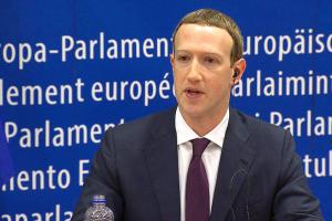 Disculpas de Zuckerberg no convencen en la Eurocámara