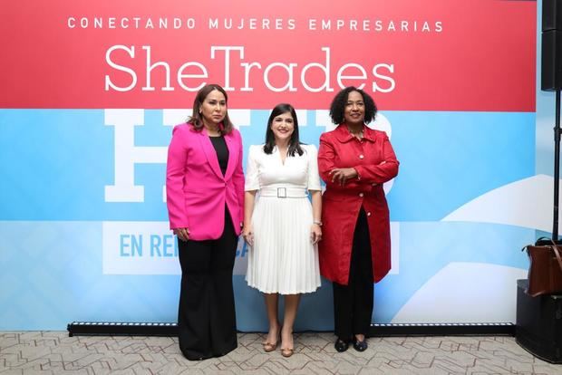 Mayra Jiménez, Biviana Riveiro Disla, Pamela Coke-Hamilton.