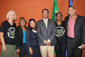 Dra. Priscila Storger de la Liga de la Leche, Dra. Novia Betances, Enc. CONANI SPM, Dra. Derma Reyes, Dir. Regional Salud Este, Dr. Guillermo Hernández, Dir. Hospital Antonio Musa, Dra. Mildred Caba, Enc. Departamento Salud Familias DPS SPM y Dr. Dante Silvestre, Gerente área de salud.