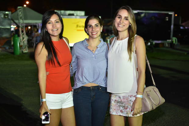 Melissa Castro , Laura Rubio ,Maria Pia Garcia