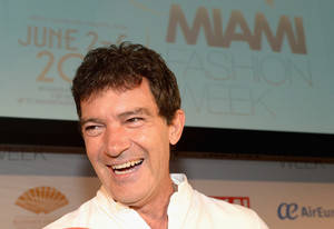 Antonio Banderas presenta una Miami Fashion Week en la que no todo es moda