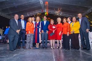 Cementos Cibao enciende luces de Navidad en el Monumento de los Héroes de Santiago