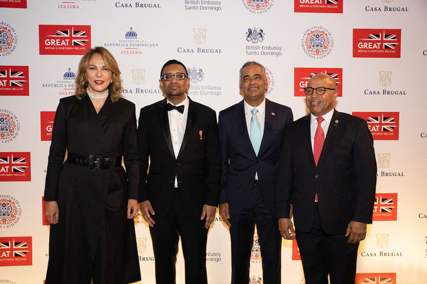 Milagros Germán,Mockbul Ali OBE, Joel Santos y Alfredo Pacheco.