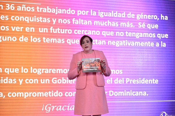 Ministra de la Mujer, Janet Camilo