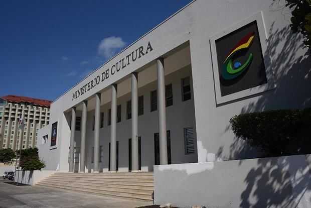 Fachada del Ministerio de Cultura.