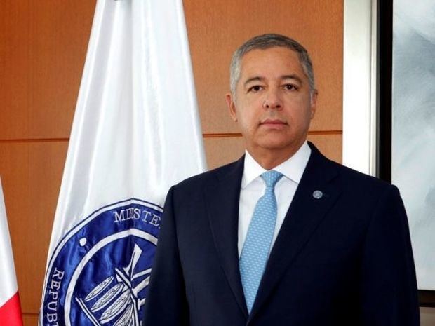 Ministro de Hacienda, Donald Guerrero Ortiz.