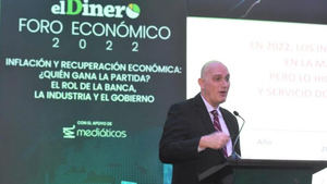 Pável Isa Contreras durante En el Foro Económico El Dinero 2022.