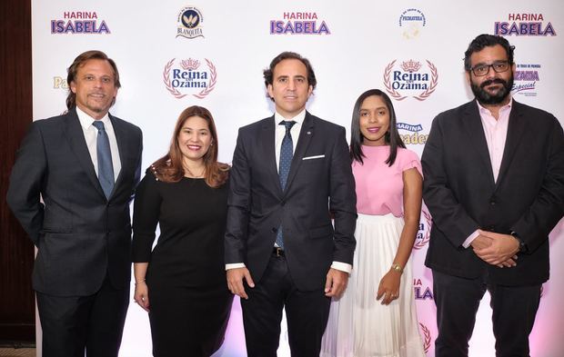 Matias Pinto, Nicole Mejía, Arturo Caballero, Yina Alcantara y Hernán Grateron.