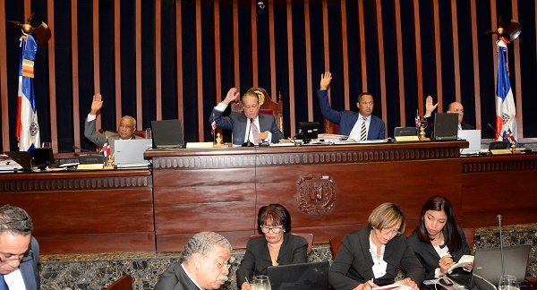 Momento de aprobación del Senado