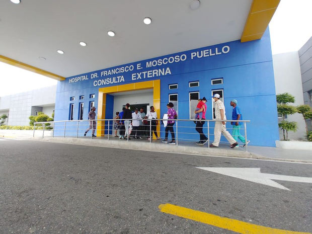 Hospital Moscoso Puello trabaja en adquisición de insumos