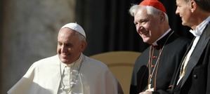El papa Francisco se sincera en un libro-entrevista de sacerdote espa&#241;ol 