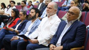 Superintendente de Bancos dicta conferencia en inicio Diplomado de Periodismo Económico