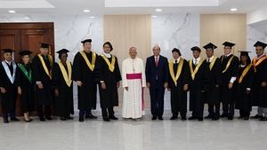 Autoridades universitarias durante el acto de investidura de la Nonagésima Tercera Graduación Ordinaria de Posgrado.