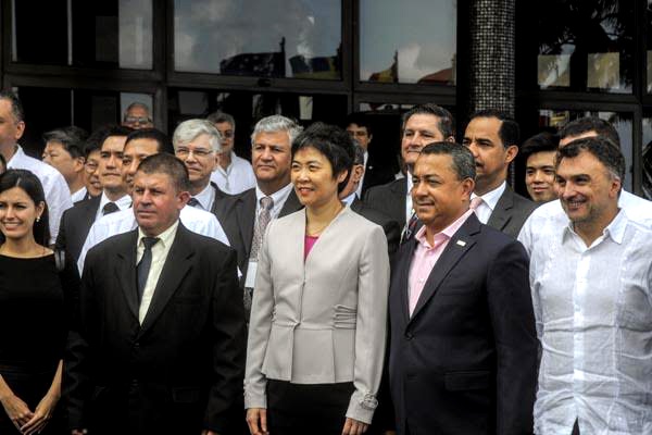 Participantes en la asamblea
