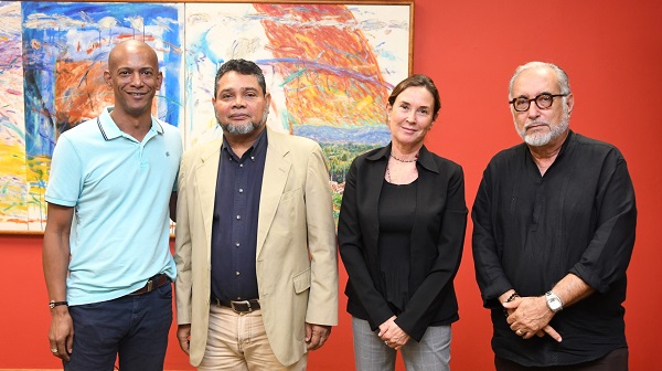 Nelson Pellegrini, Carlos Andújar, coordinador de Cultura del Centro León, la arqueóloga Dominique Bonnissent y Luis Felipe Rodríguez, gerente de Programas Culturales del Centro León