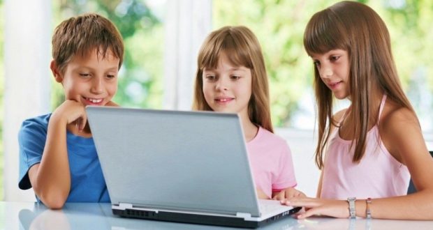 Hoy en día existen muchos riesgos en internet y más para los niños y adolescentes.