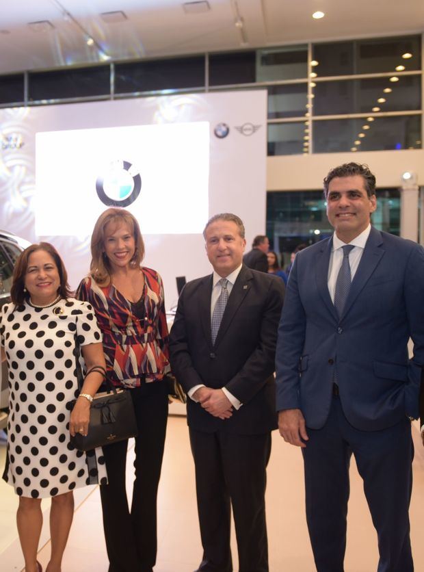 Grupo Magna inaugura nuevo showroom de BMW Group