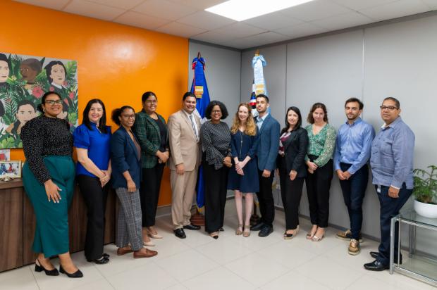 Delegación de la Agencia Francesa de Desarrollo (AFD) visita la Oficina Nacional de Estadística