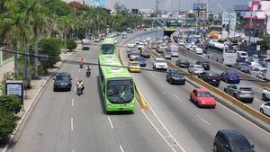 OMSA refuerza corredor 27 de Febrero con 37 autobuses nuevos