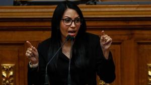 Oposición venezolana intenta reagruparse para llamar a huelga contra Maduro